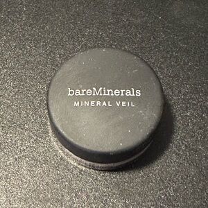 Mini bareMinerals Mineral Veil Setting Powder